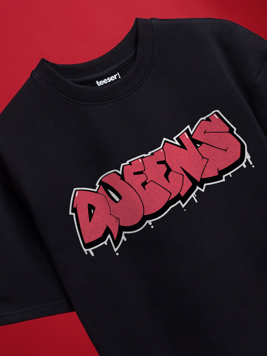 Queens Oversized T-Shirt