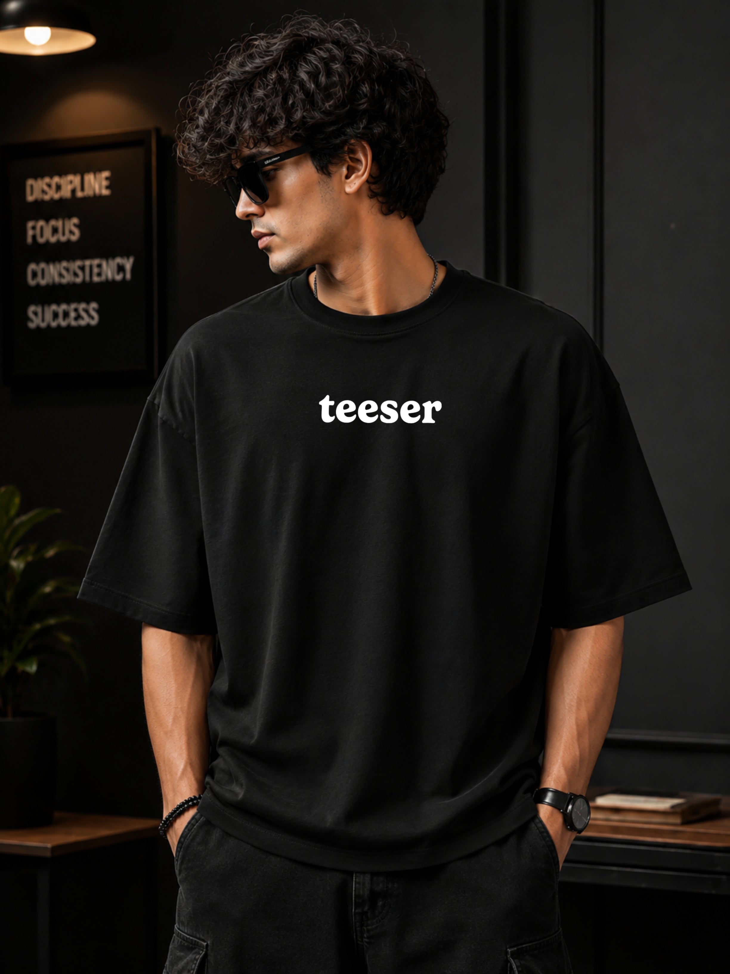 My Girlfriend Knows Everything Oversized T-Shirt