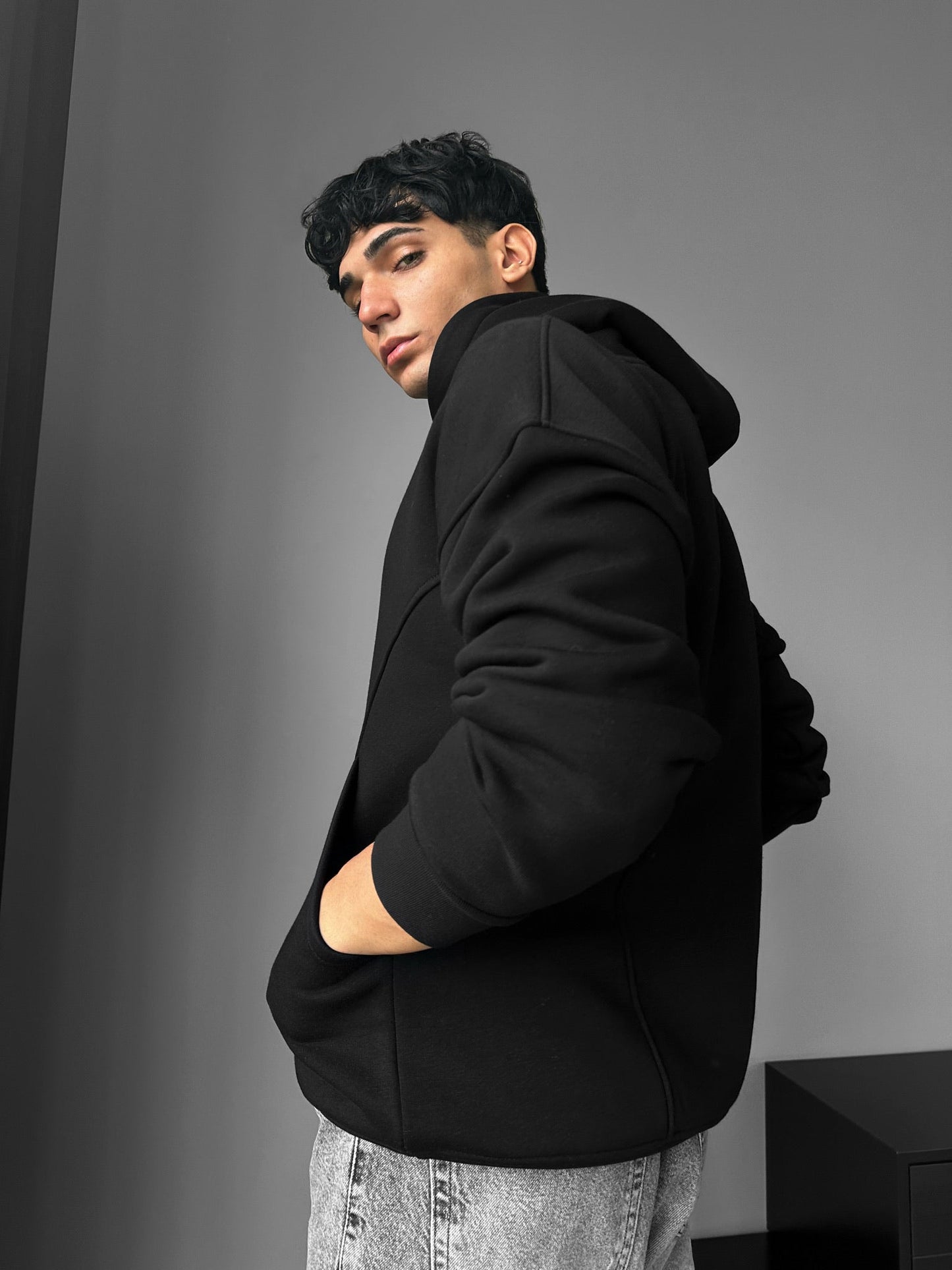 Freedom Drop Shoulder Graphic Black Hoodie