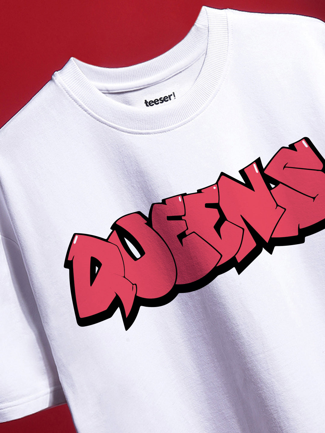 Queens Oversized T-Shirt