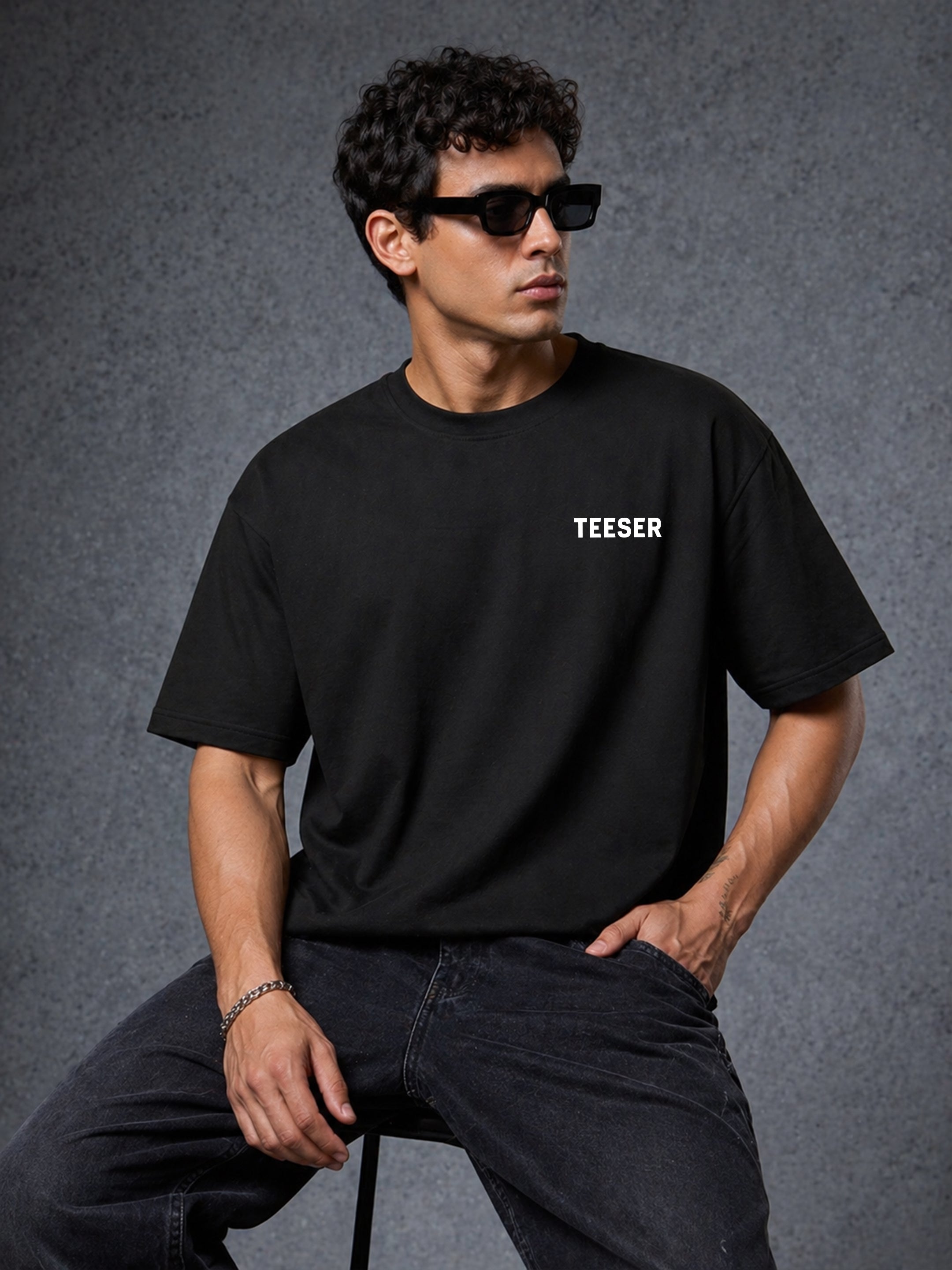 I Cry in Dirhams Oversized T-Shirt