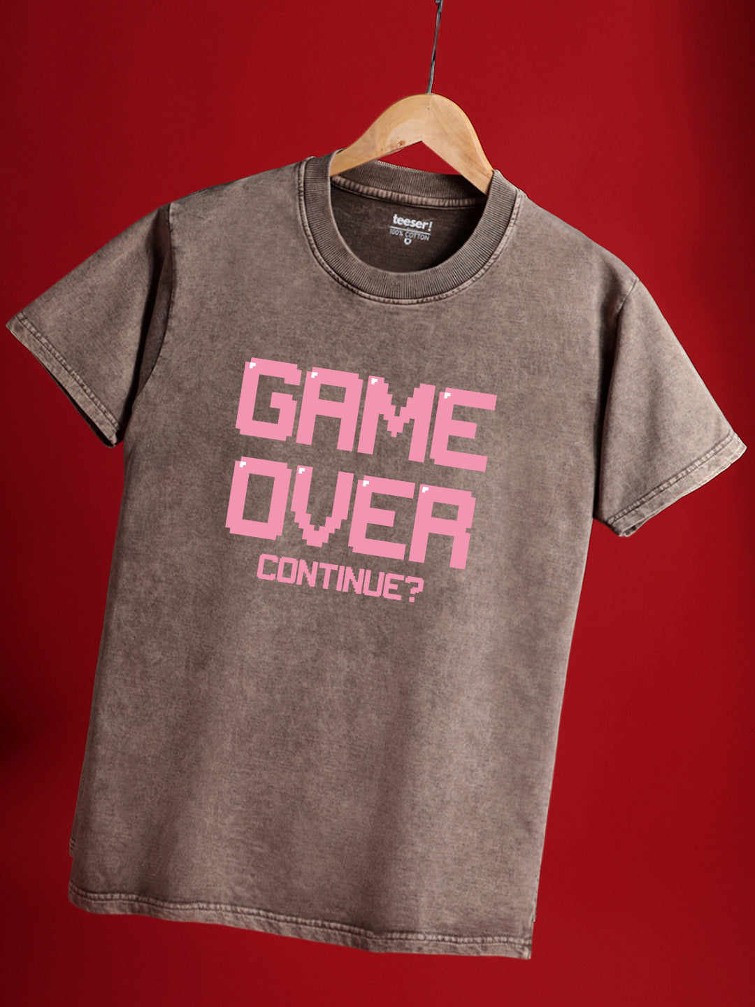 تيشيرت بياقة دائرية بتصميم "جيم أوفر" (Game Over)
